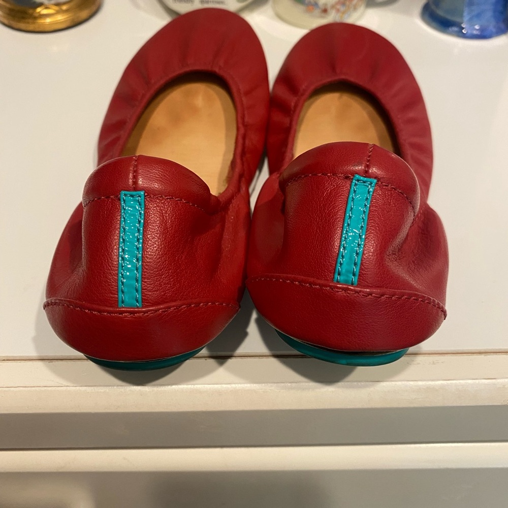 Cardinal Red Tieks